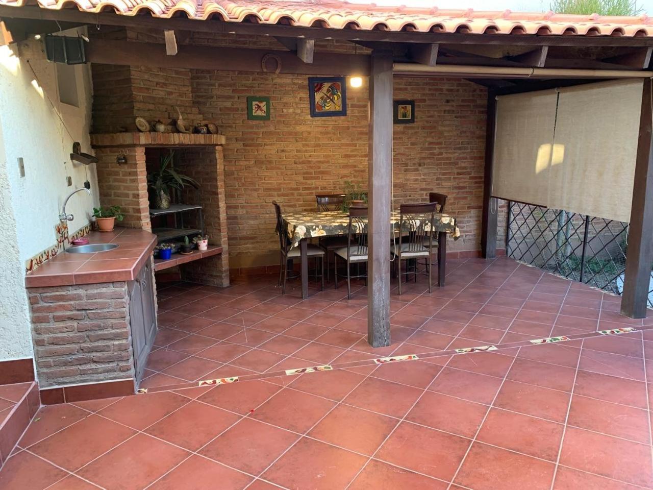 Apartamento Con Jardin コチャバンバ エクステリア 写真