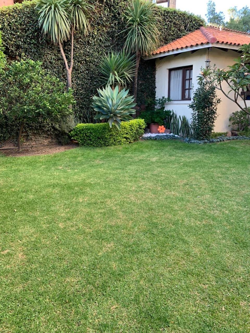 Apartamento Con Jardin コチャバンバ エクステリア 写真